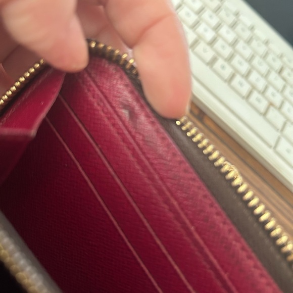 Louis Vuitton Alma bag and Clemence wallet - Picture 11 of 16